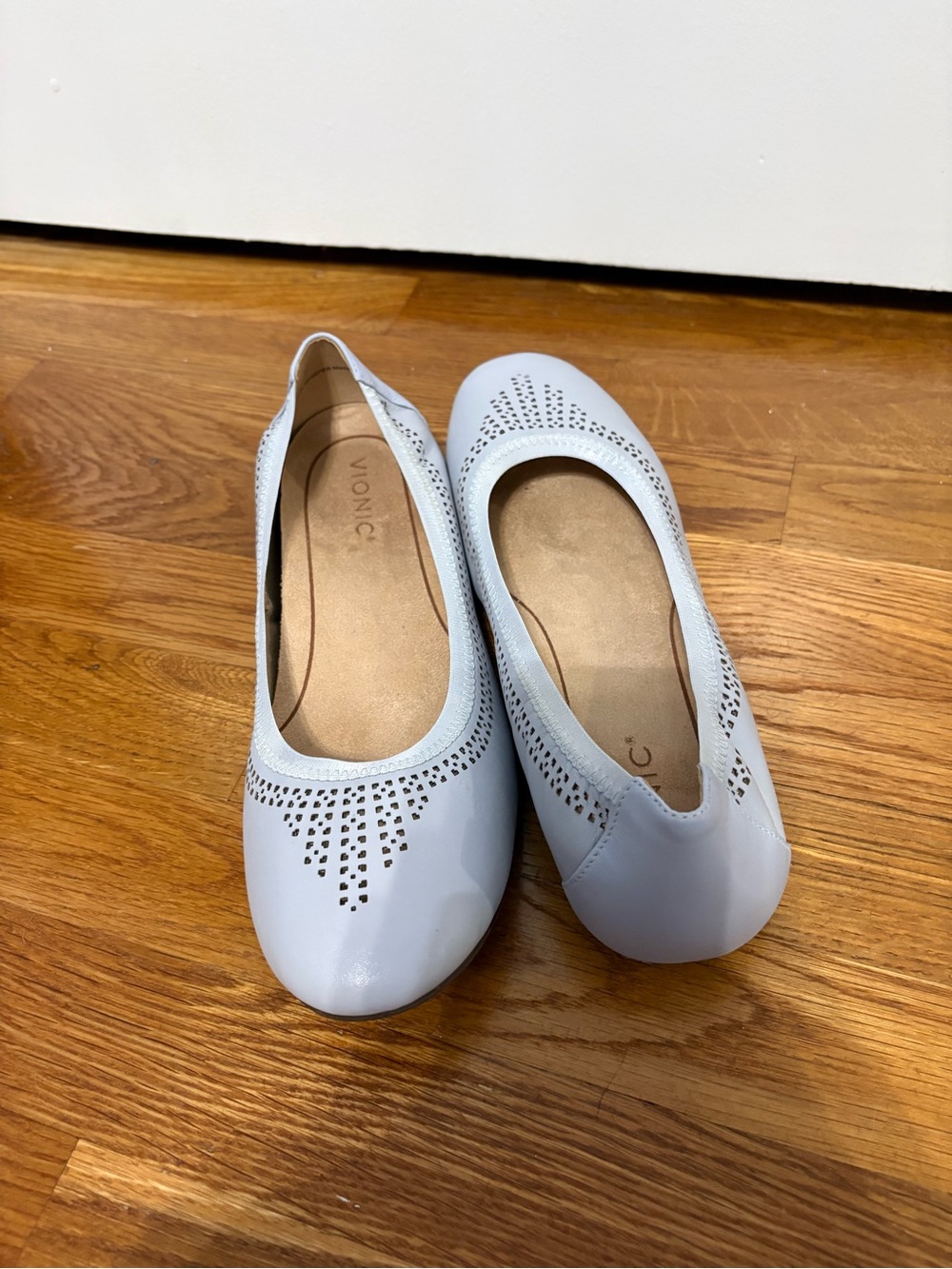 Vionic Spark Whisper Ballet Flats, Sz 10M - Picture 8 of 8